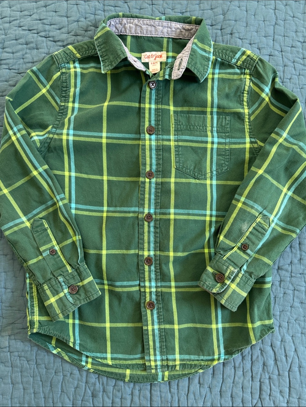 Cat & Jack Boy’s Size S(6/7) Green Plaid Cotton Button-Up Shirt